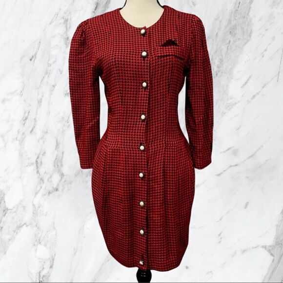 VINTAGE Red Houndstooth Button Down Dress - Picture 1 of 9
